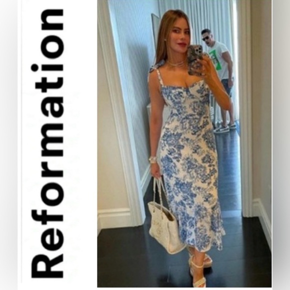 Reformation Dresses & Skirts - Reformation Nikita Blue and White Floral Midi Dress NWT size 0